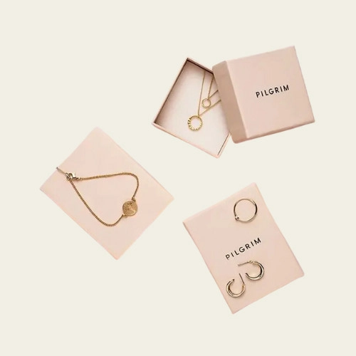 Necklace Boxes
